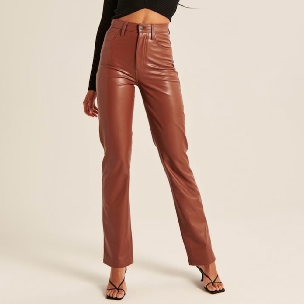 Abercrombie & Fitch The ‘90s Straight Ultra High Rise Cognac Brown Size 28|6